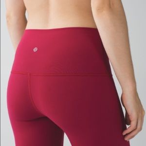 RED Lulu Lemon Wunder Under High Rise Pant